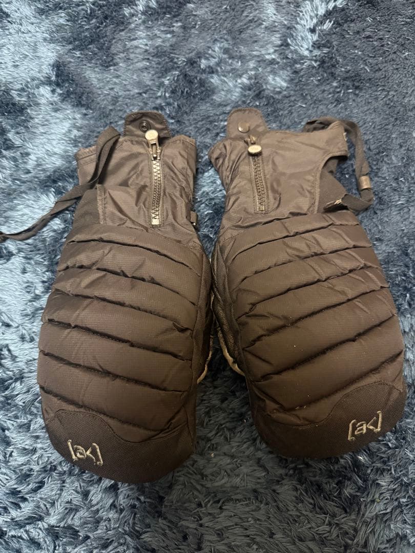 BURTON AK ダウングローブ　Lサイズ