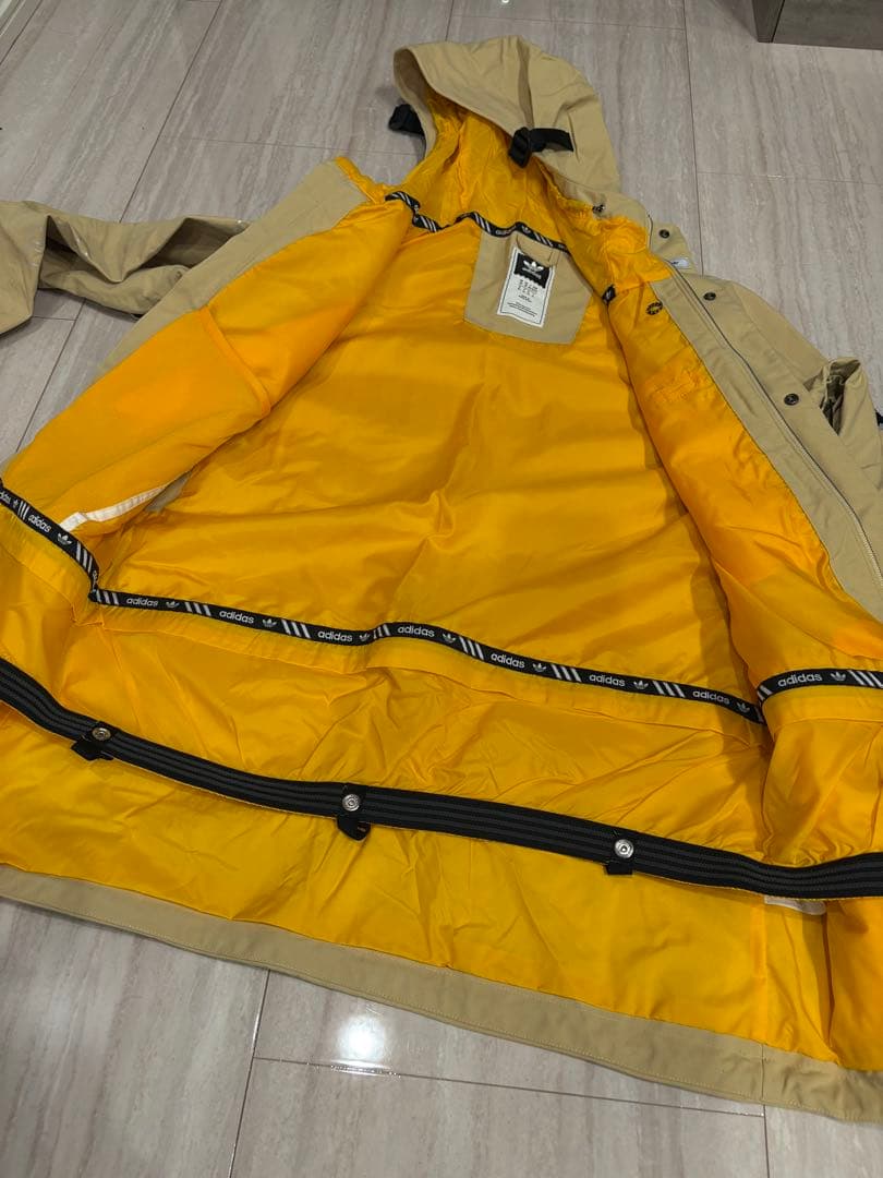 adidas Originals スノーボードウェア