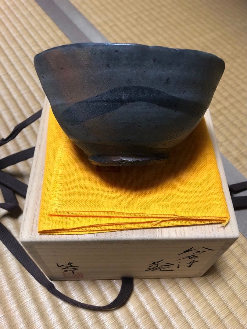 村山健太郎　絵唐津茶碗　共箱、共布、栞付き　(唐津焼)