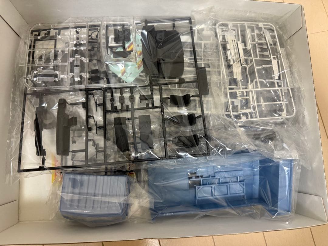 三菱ふそうザ・グレートダンプDUMP TRUCK 1/32デコトラ