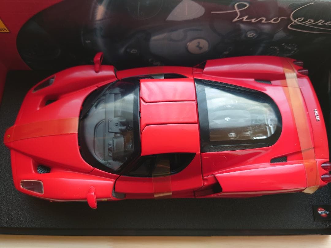 1/18 Hot Wheels(ホットウィール) エンツォ フェラーリ