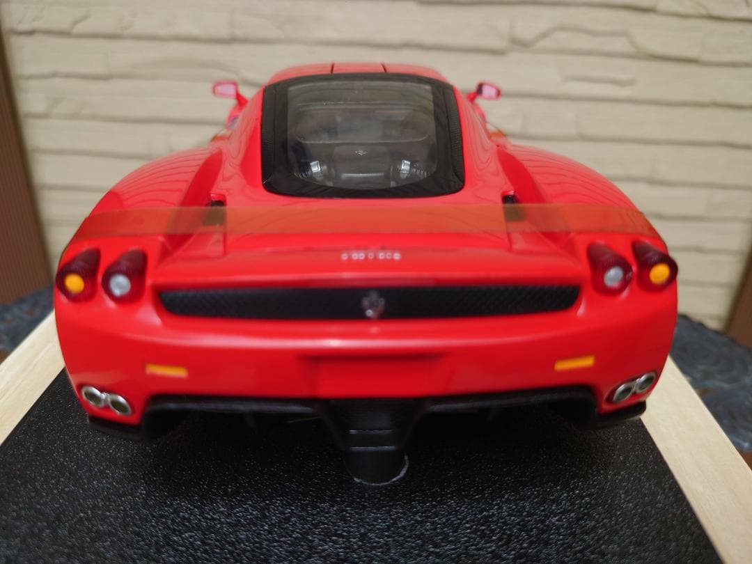 1/18 Hot Wheels(ホットウィール) エンツォ フェラーリ