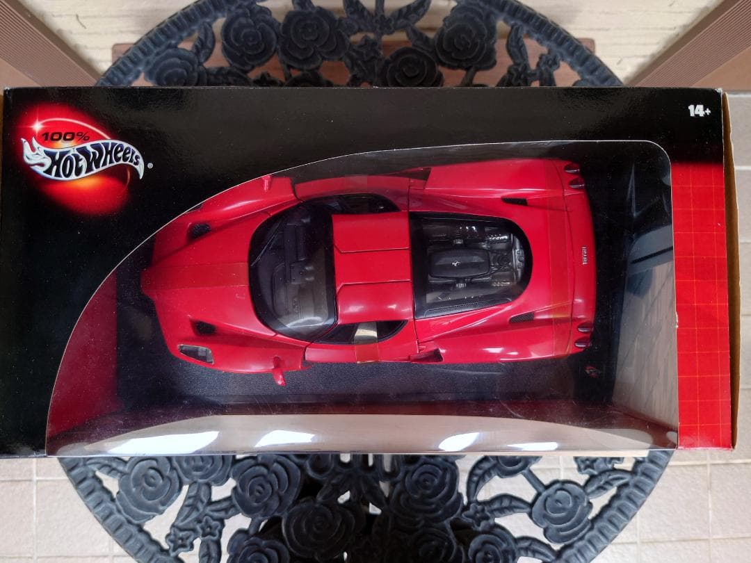 1/18 Hot Wheels(ホットウィール) エンツォ フェラーリ