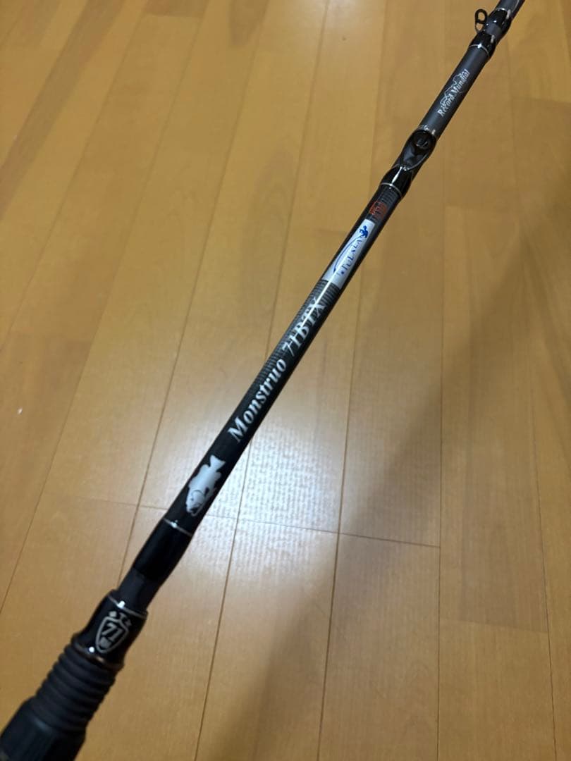 モンストロ　71BTX バックラッシュ　コラボ