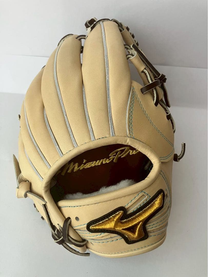 ミズノプロ　硬式　オーダー　HAGA　坂本　内野用　定価71,500円　グローブ