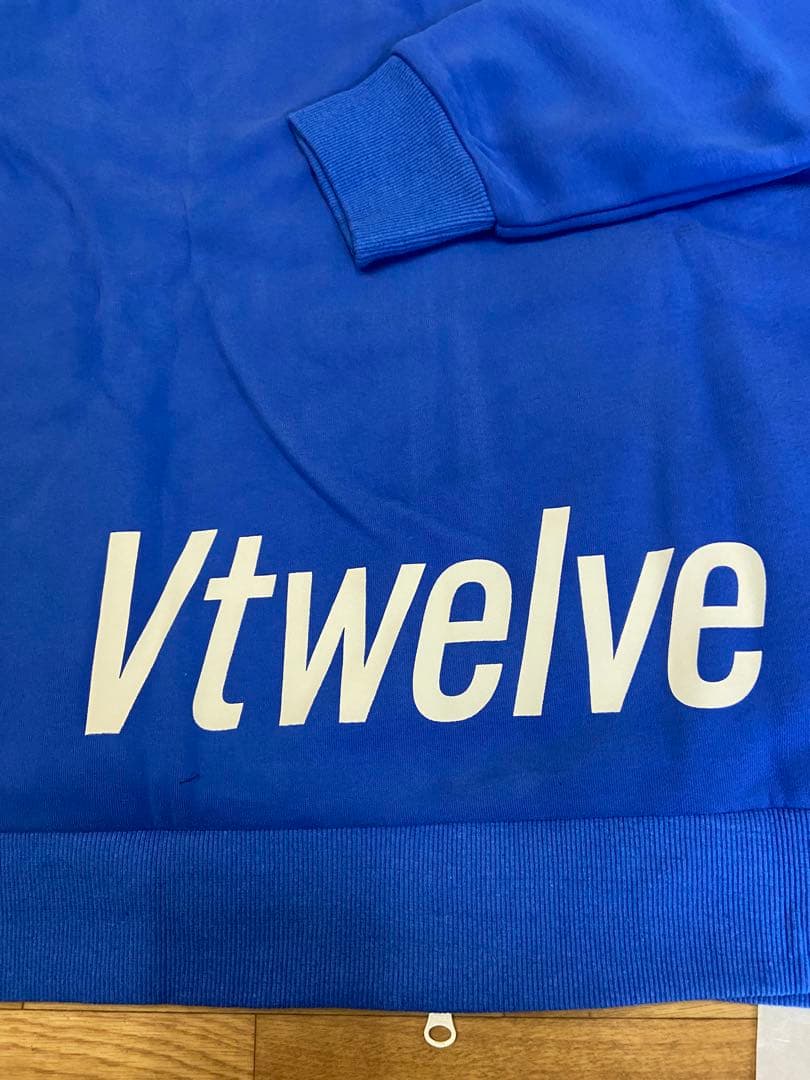新品正規品【V12/XL】NECKPARKA ネックウォーマー内臓パーカー裏起毛