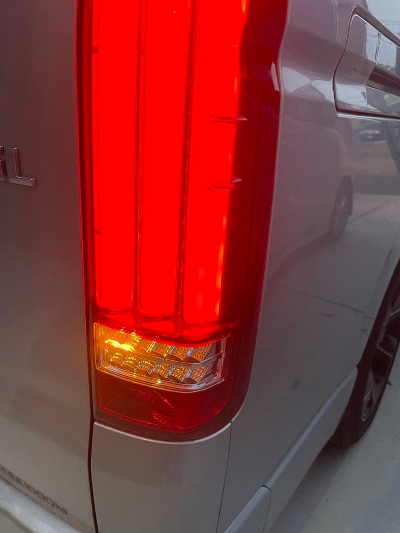 ハイエース 200系 LED テールランプ FLEX