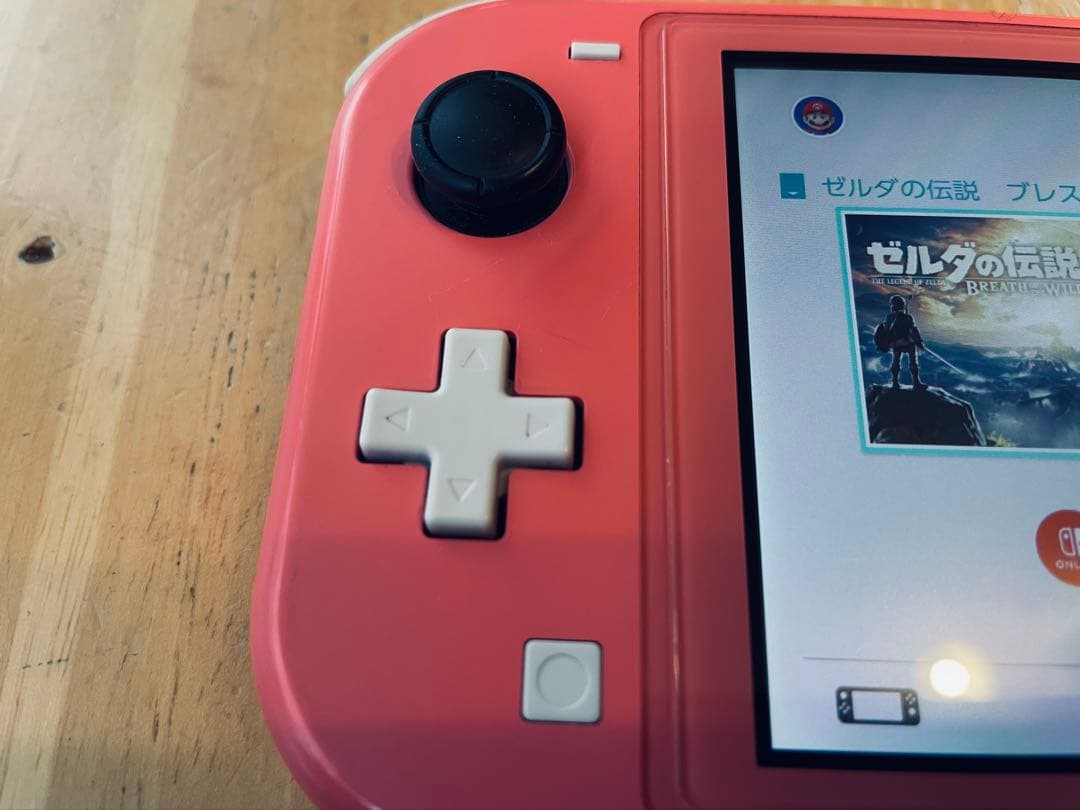 Nintendo Switch Lite コーラル