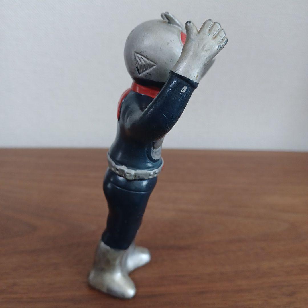 当時物　無版権　「仮面ライダー」鉛筆削り付きの希少ソフビフィギュア