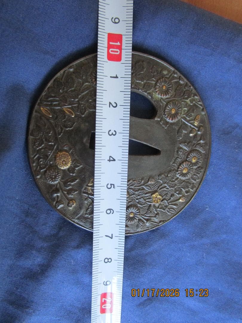 鍔　象嵌鍔　鏡鍔　材質【真鍮又は銅】1枚　花模様の金属製鍔(つば)