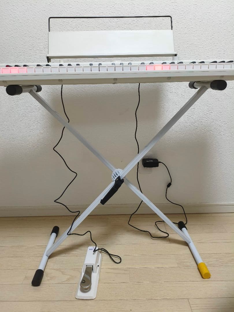 カシオ　電子キーボード　LK-530 2024年製 スタンド　イス付き