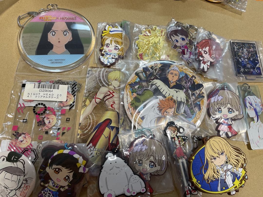 9999円→8999円‼️アニメ グッズ まとめ売り ノンジャンル 100点以上