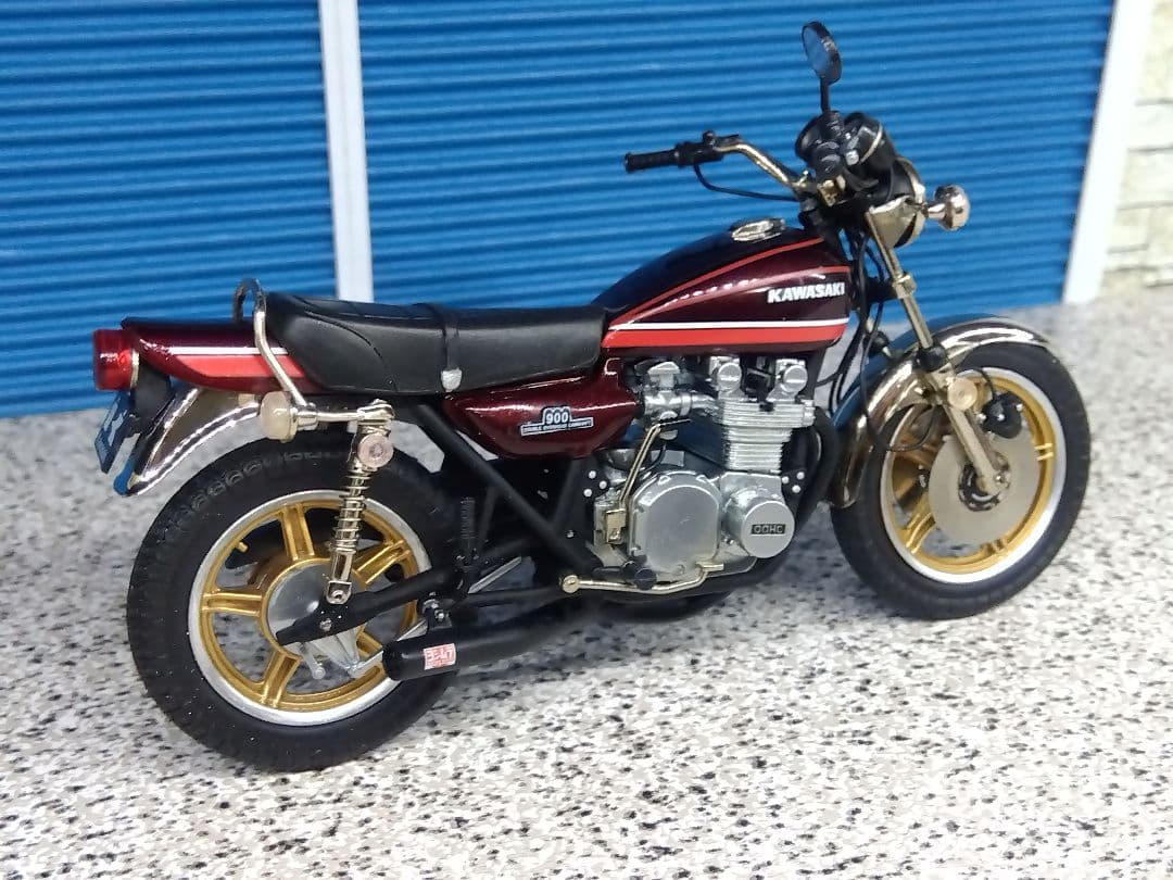 1/18ミニカー マルサン鉄馬プロジェクト カワサキ Z900 Z1 カスタム