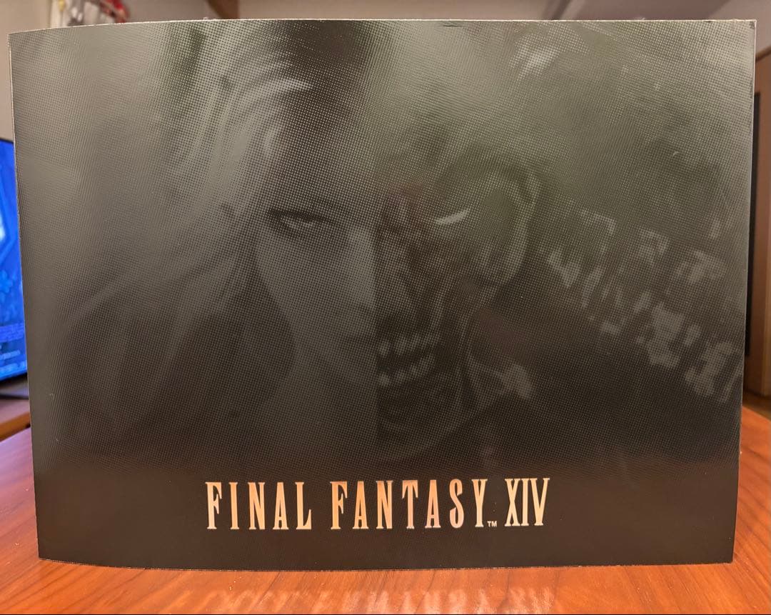 FINAL FANTASY XIVフィギュア ハイデリン＆ゾディアーク コード付