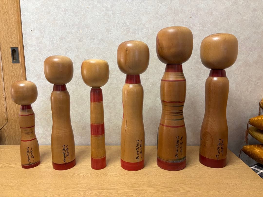 伝統的な木製こけし人形6体セット