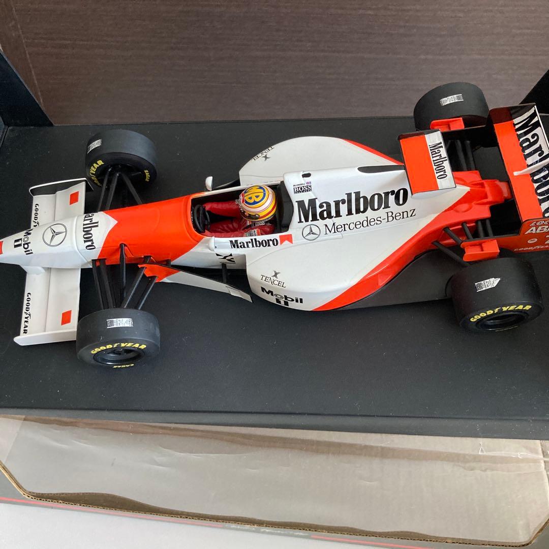 Marlboroマクラーレン メルセデスMP 4/10 1/18