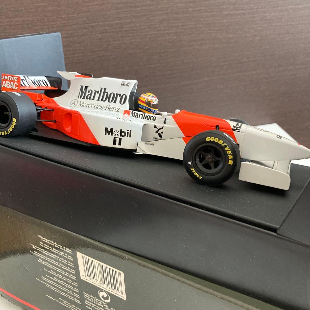Marlboroマクラーレン メルセデスMP 4/10 1/18