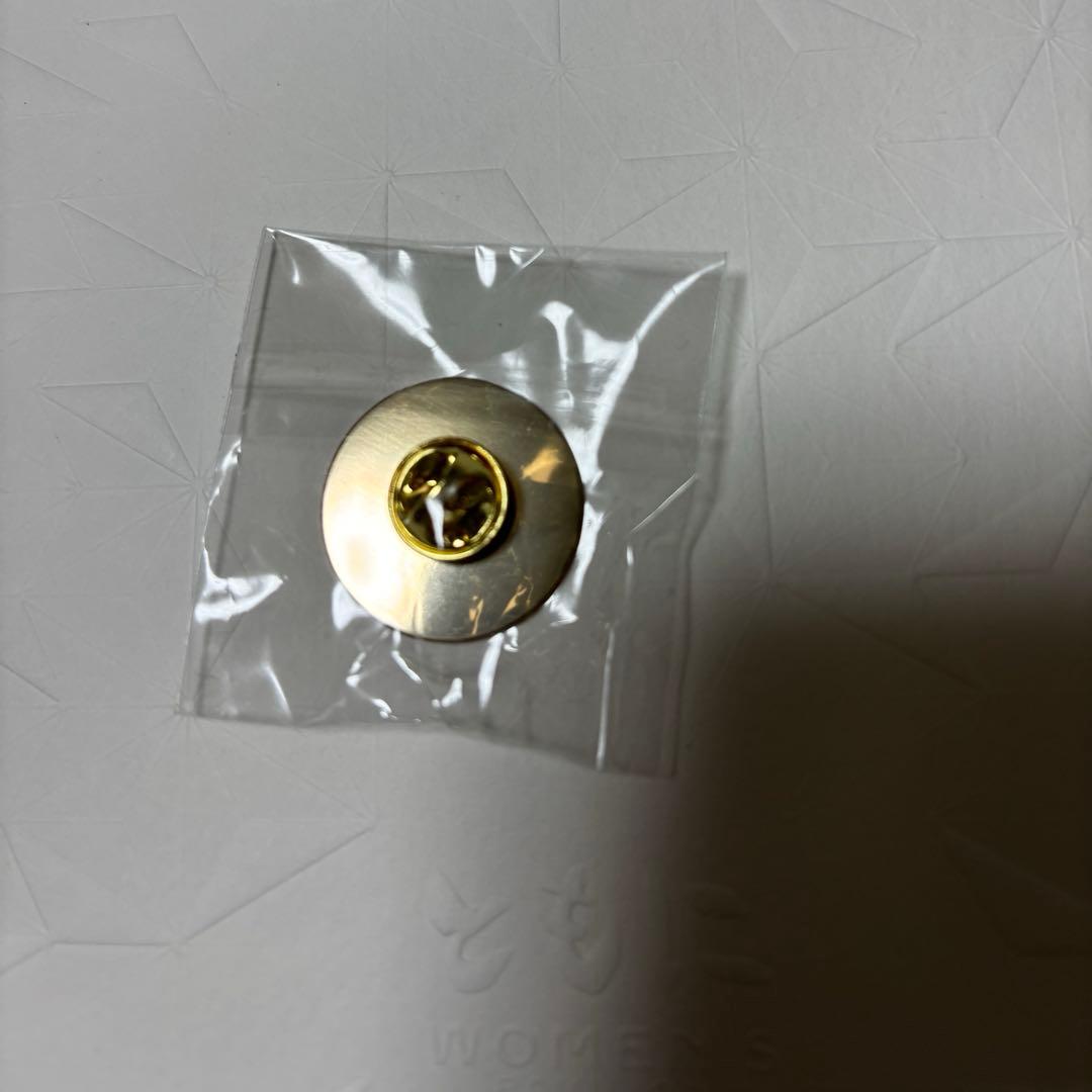 【早い者勝ち！激レア非売品】大阪関西万博ウーマンズパビリオンカルティエピンバッジ