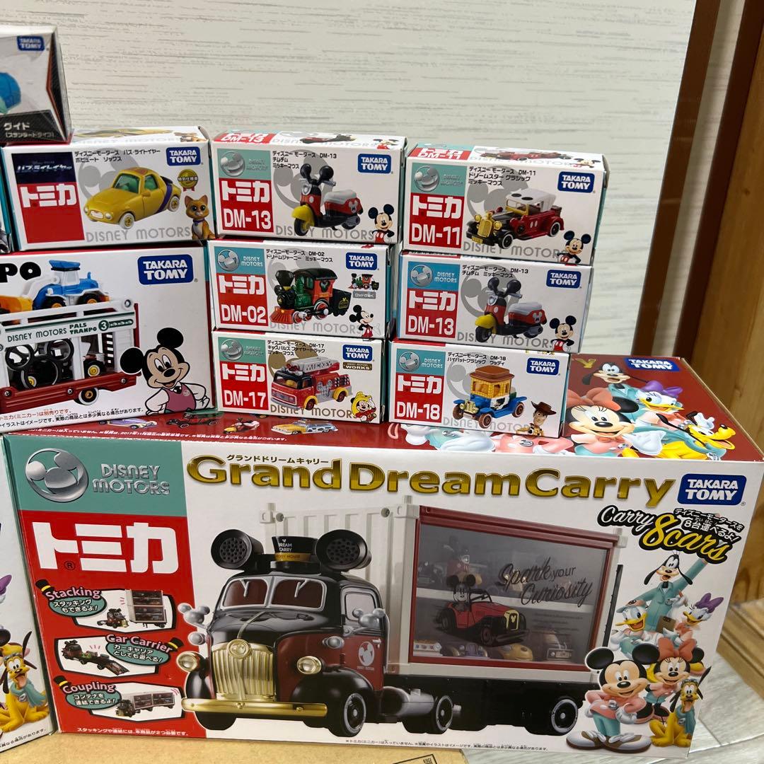 d*7様 トミカ Disney Motors Dream Carry セット