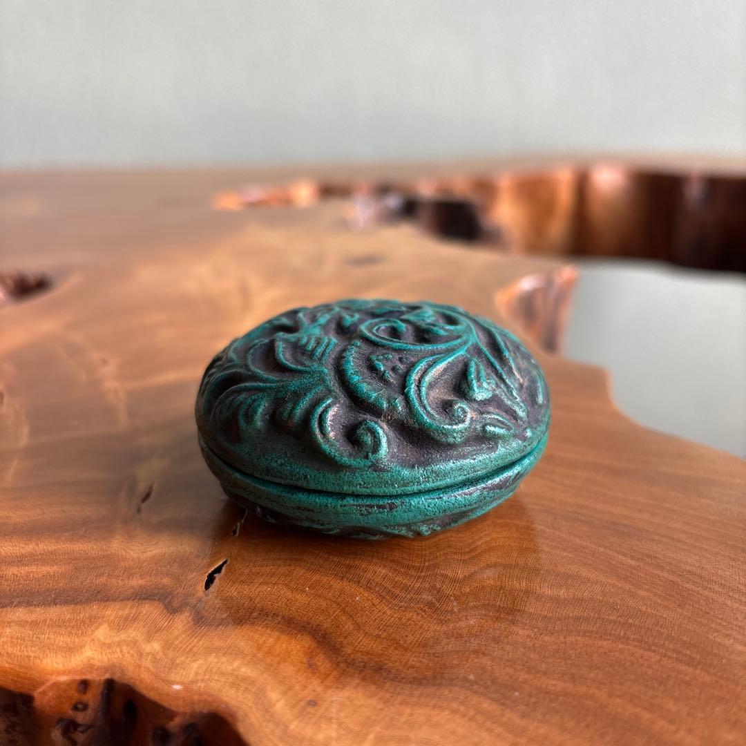 天平唐草香合 寧羅久造 茶道具 共箱
