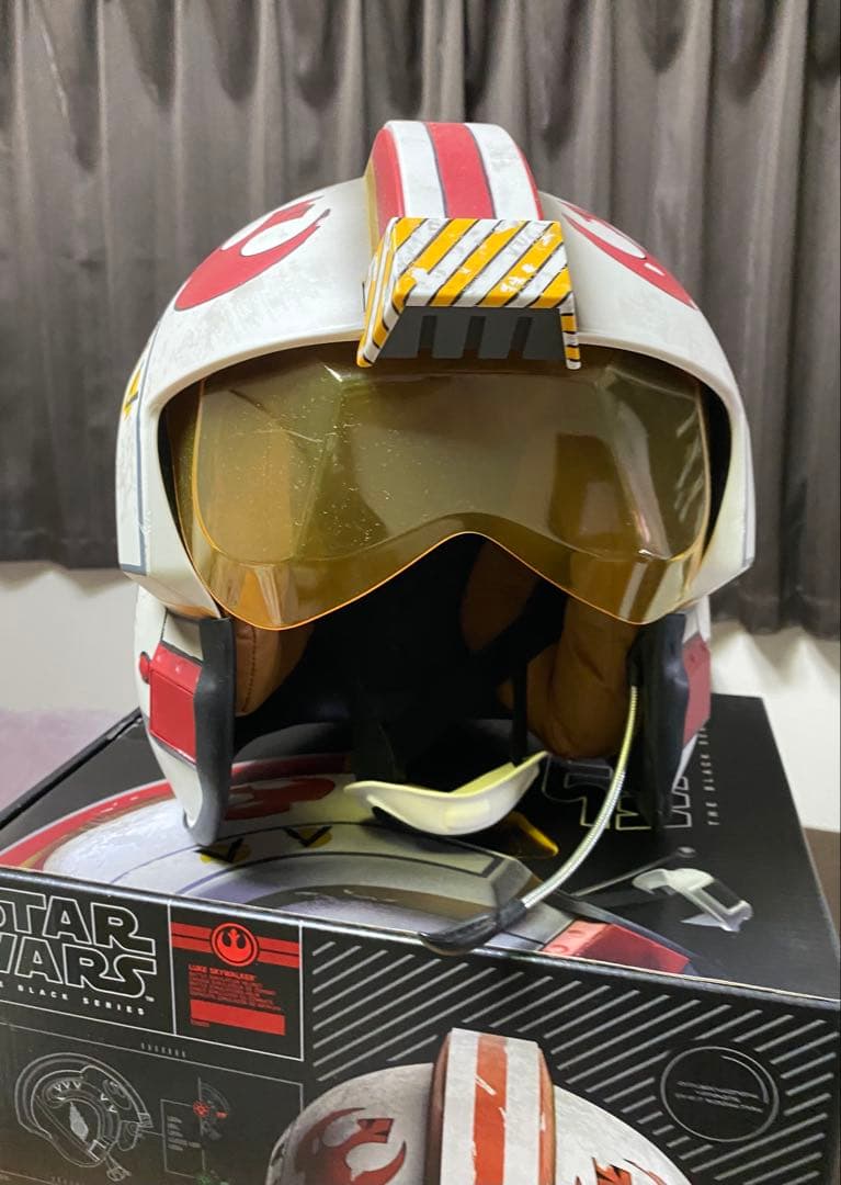 スターウォーズ　ルークスカイウォーカー　ヘルメット　ブラックシリーズ　ハズブロ