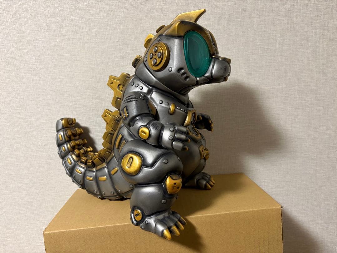 HOBBY TOY BOUNCE MECHA BONGZILLA ゴジラ　ソフビ
