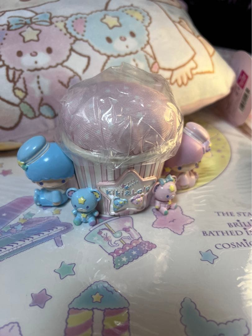 キキララ カップケーキ型フィギュアセット