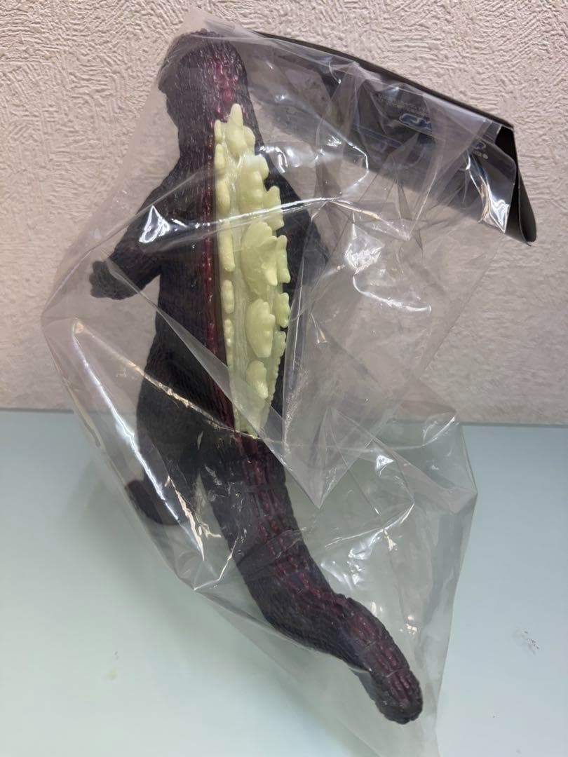 大戦争ゴジラ　クリアブラック　背びれ蓄光　ギガブレイン　スーフェス　特撮　東宝