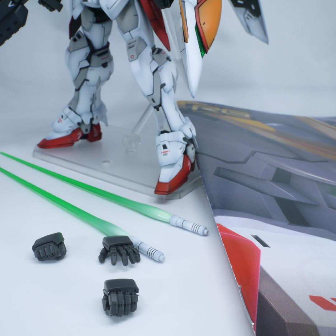 ガンプラ　RG ウイングガンダムゼロ　全塗装　完成品