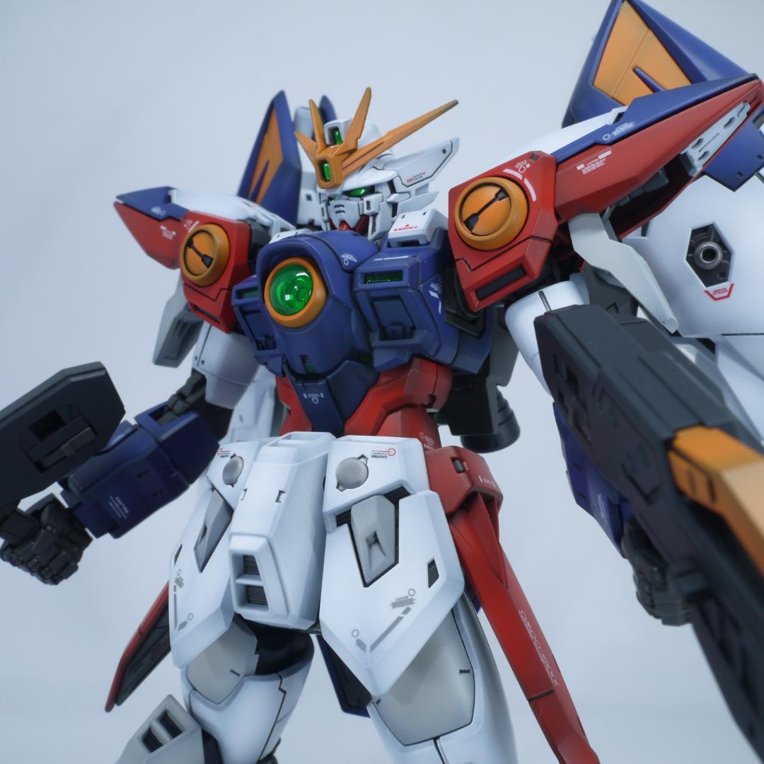 ガンプラ　RG ウイングガンダムゼロ　全塗装　完成品