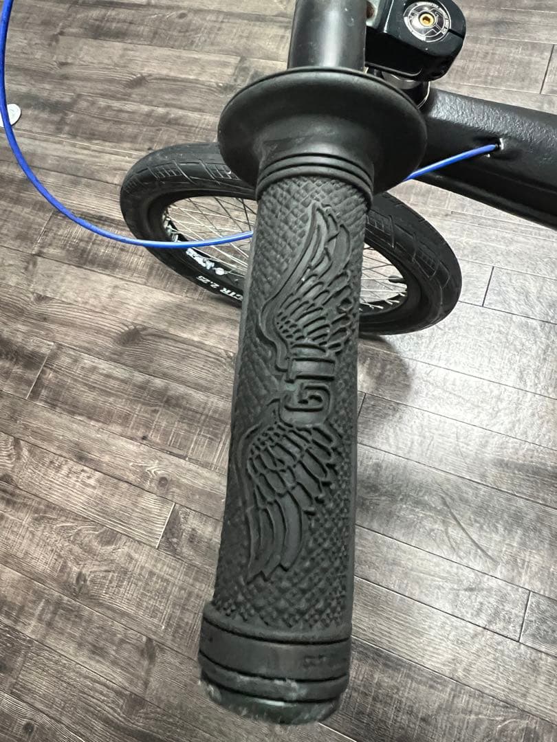BMXバイク GT ULTRA BOX カーボン 20インチ ブラック