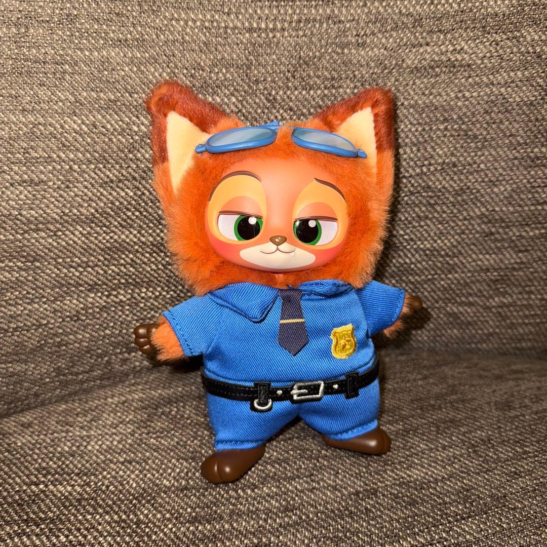 MINISO ディズニー　ズートピア　マスコット　ジュディ ニック 警官　2点