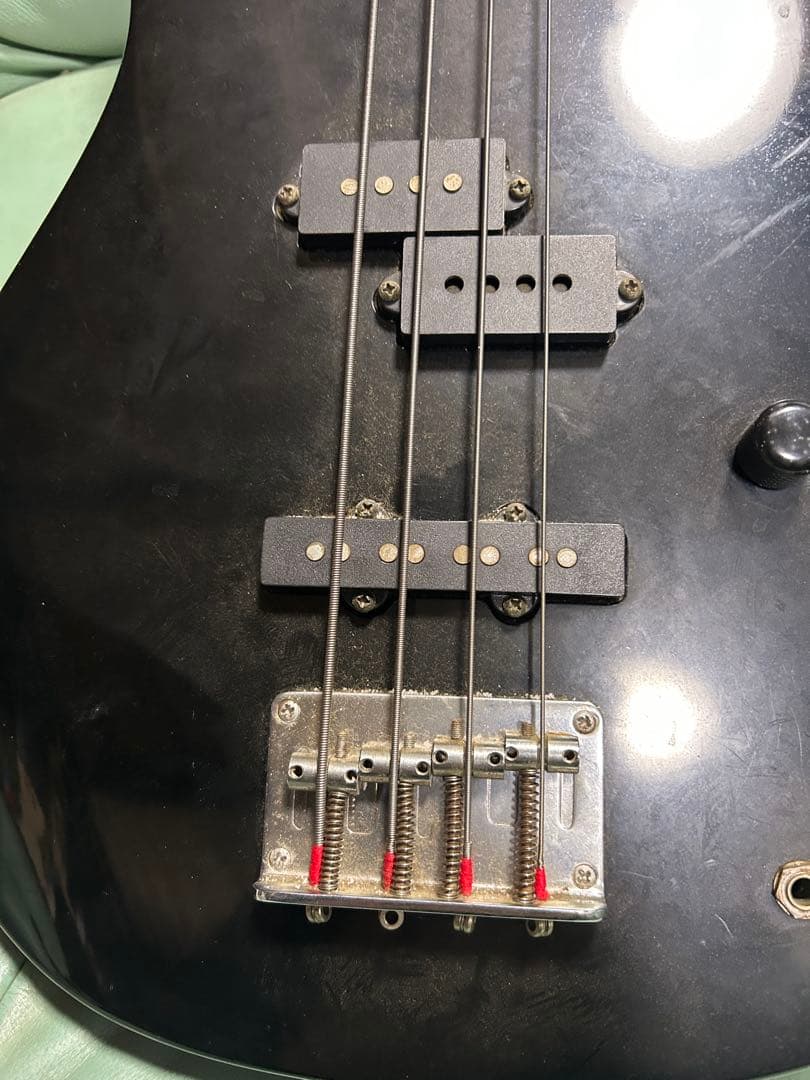 Washburn Diamond Series エレキベース ボルトオンネック