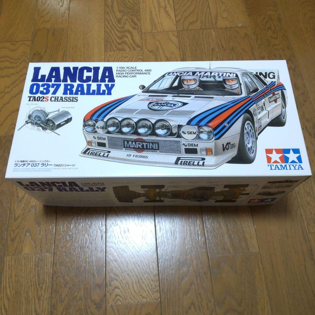 タミヤ 1/10 未組立ランチア037ラリー
