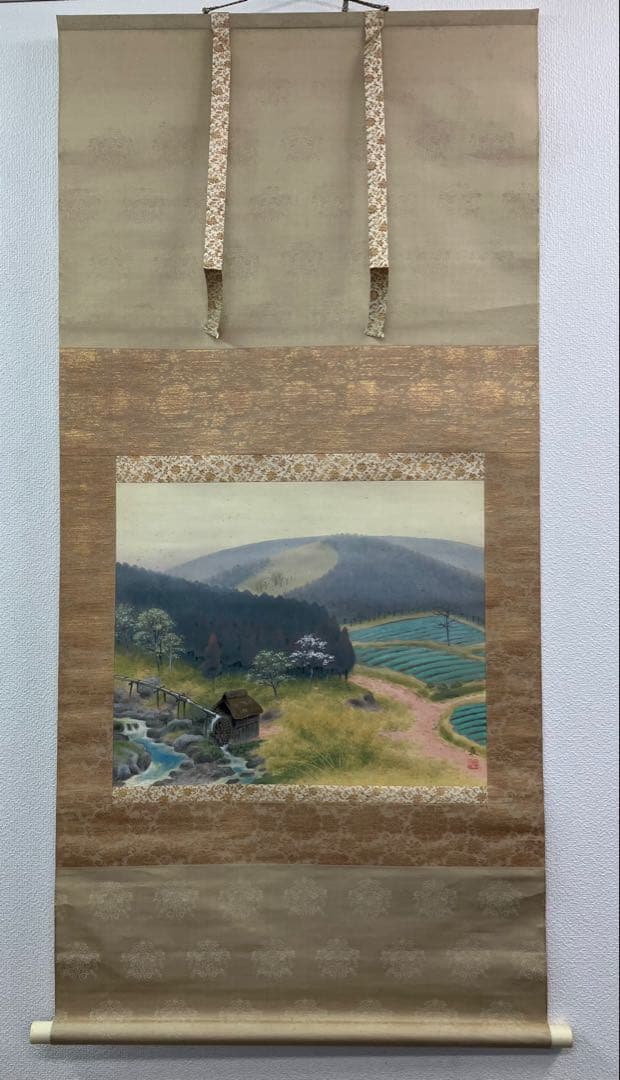 山下巌「春閑」日展特選作品　絹本　掛軸　共箱