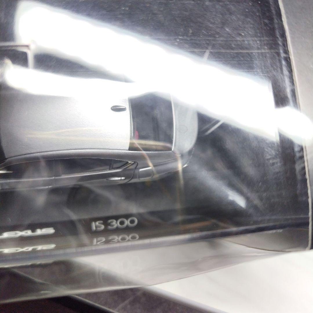 Lexus IS 300 Sonic Iridium 1/43 ミニカー