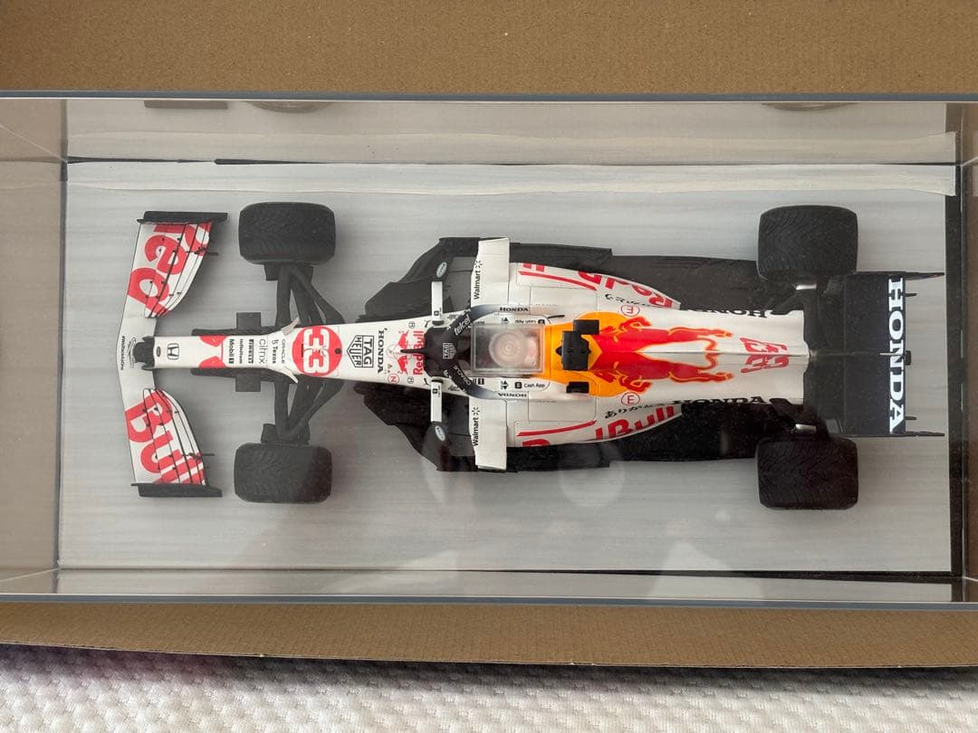 1/18 スパーク　レッドブルRB16BトルコGP フェルスタッペン　ケース付