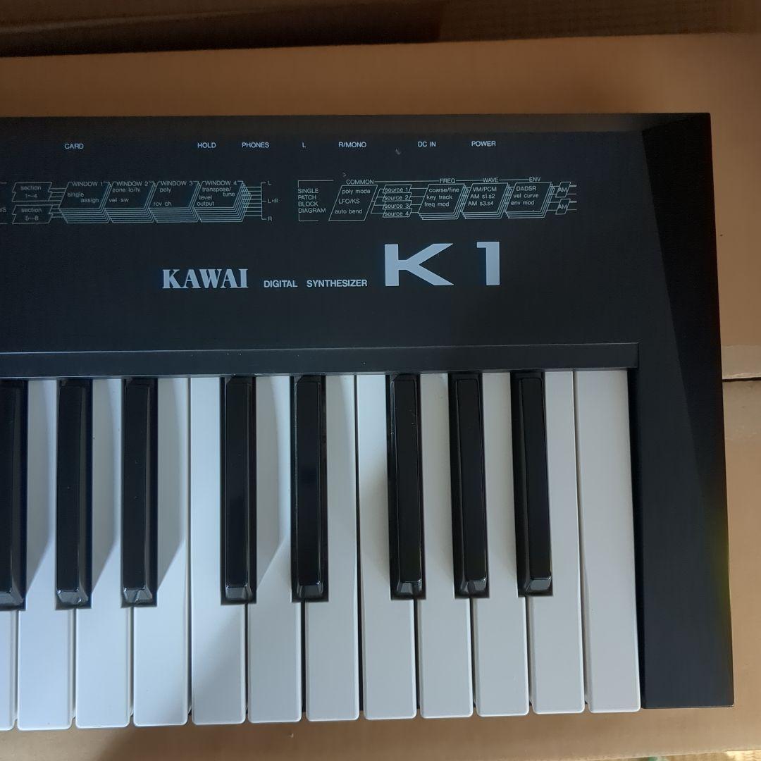 KAWAI　シンセサイザー、シーケンサー、ドラムマシン、スピーカー×2　セット