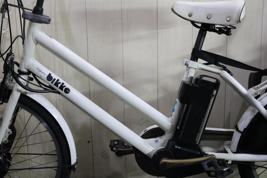 ブリヂストン bikke GRI dd BG0B36 24-20型6AH 白