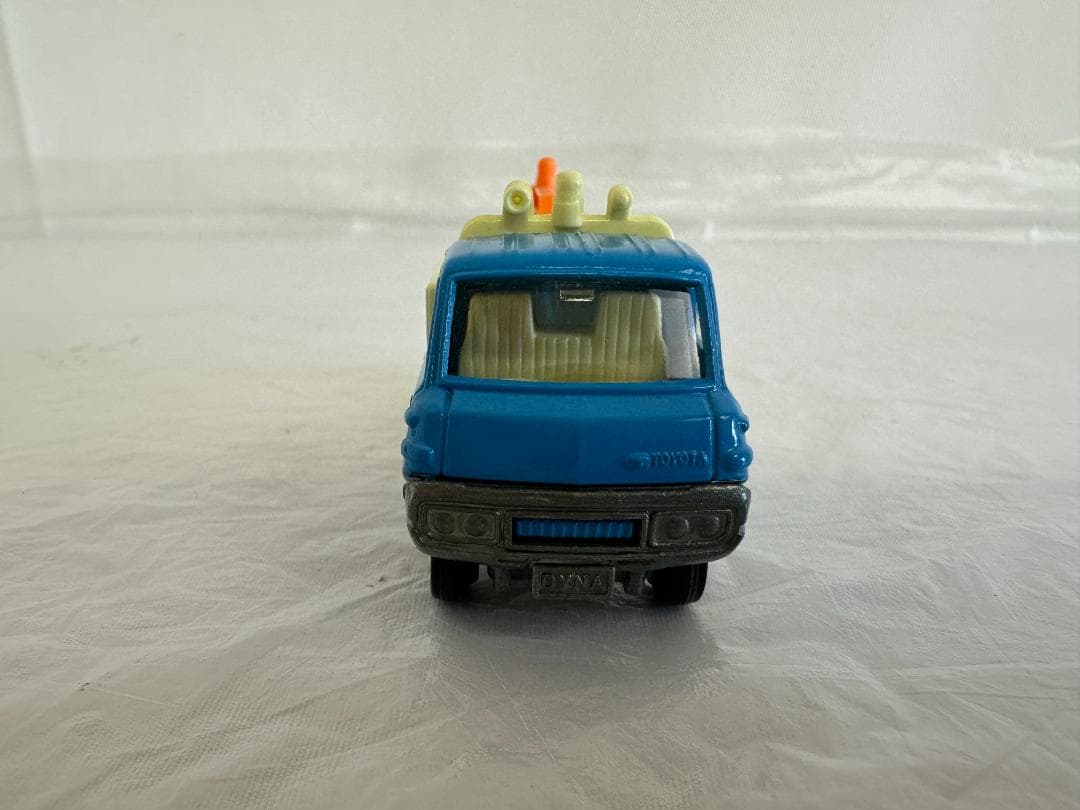 トミカ 黒箱 日本製 レトロ トヨタ ダイナ JAF レッカー トヨタ MP-1
