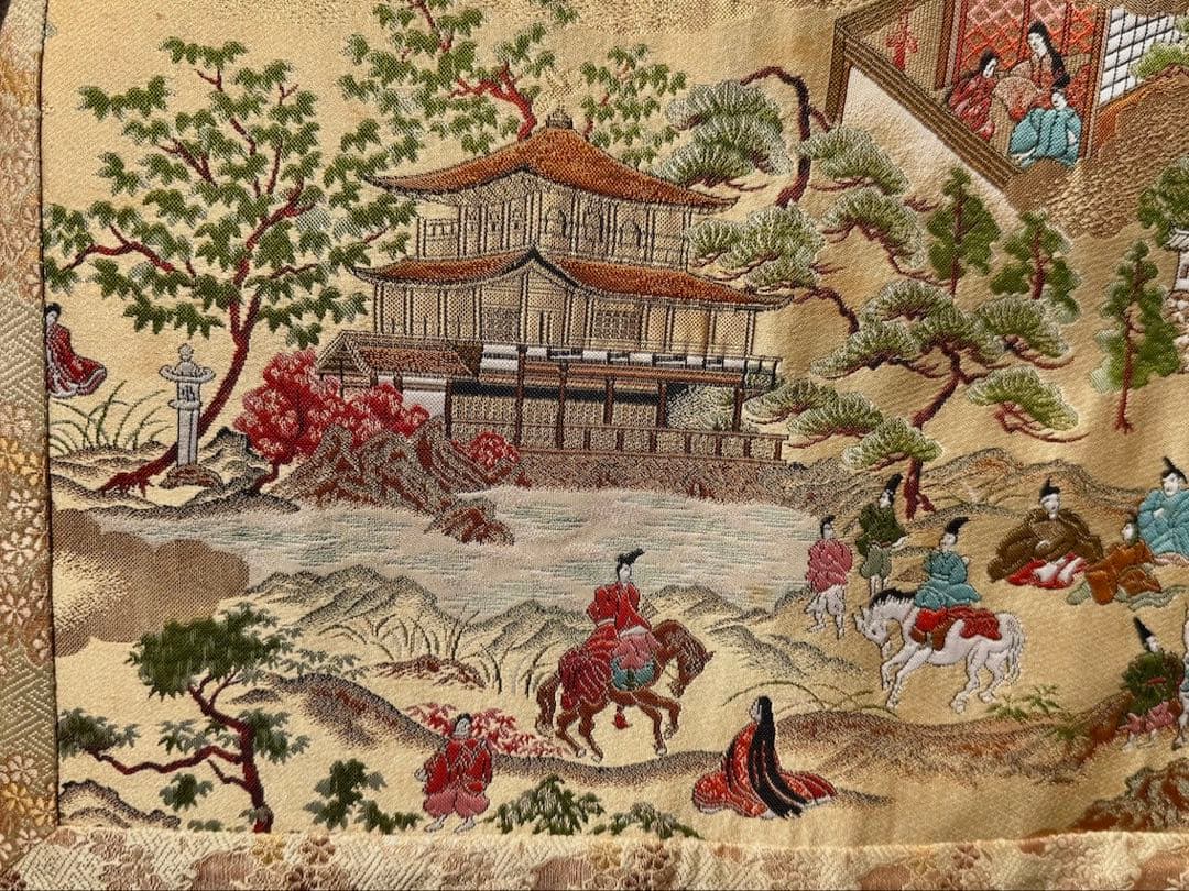 京都　美しい西陣織　絹タペストリー　日本の伝統刺繍　染織布　伝統工芸　シルク