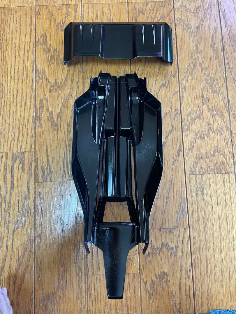 ヨコモ RO1.0,2.0 SO1.0,2.0 新品塗装済みボディ　ウイング付き