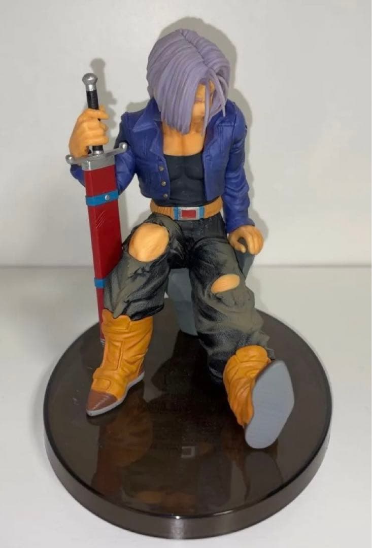 ドラゴンボール　未来トランクス　コレクションフィギュア　鳥山明
