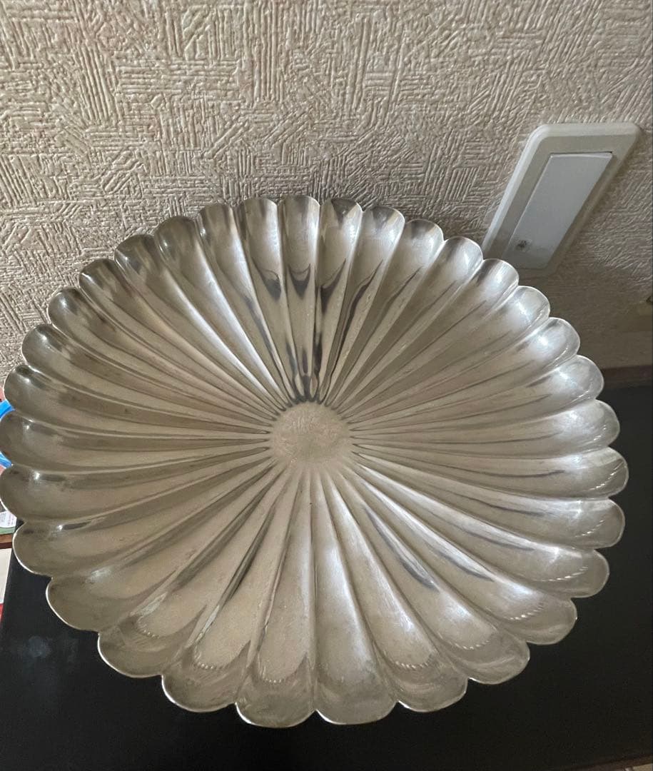 クラシック銀仕上げの製品大皿 菓子器　アンティーク