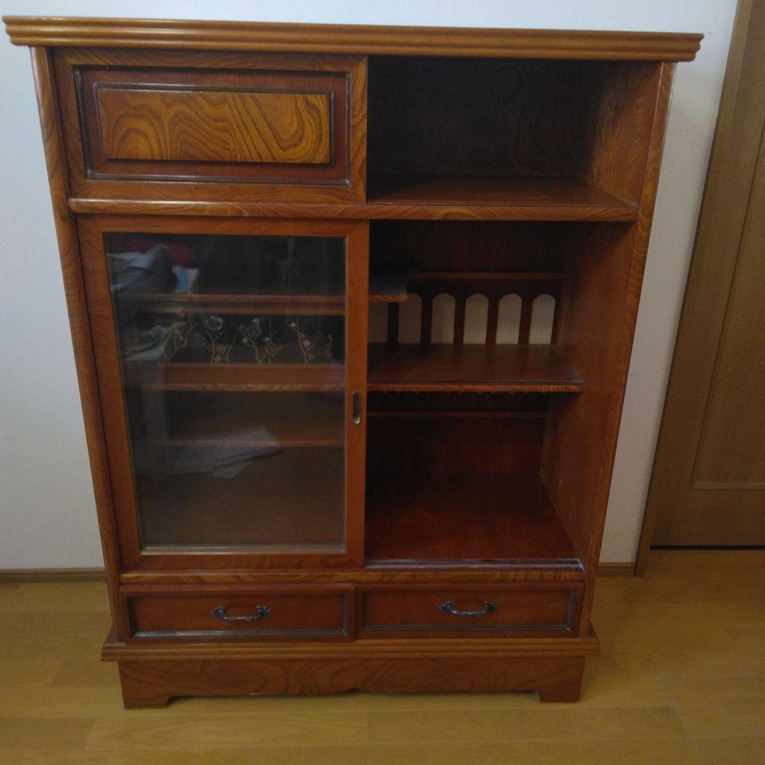 茶箪笥 ガラス扉付き 収納家具