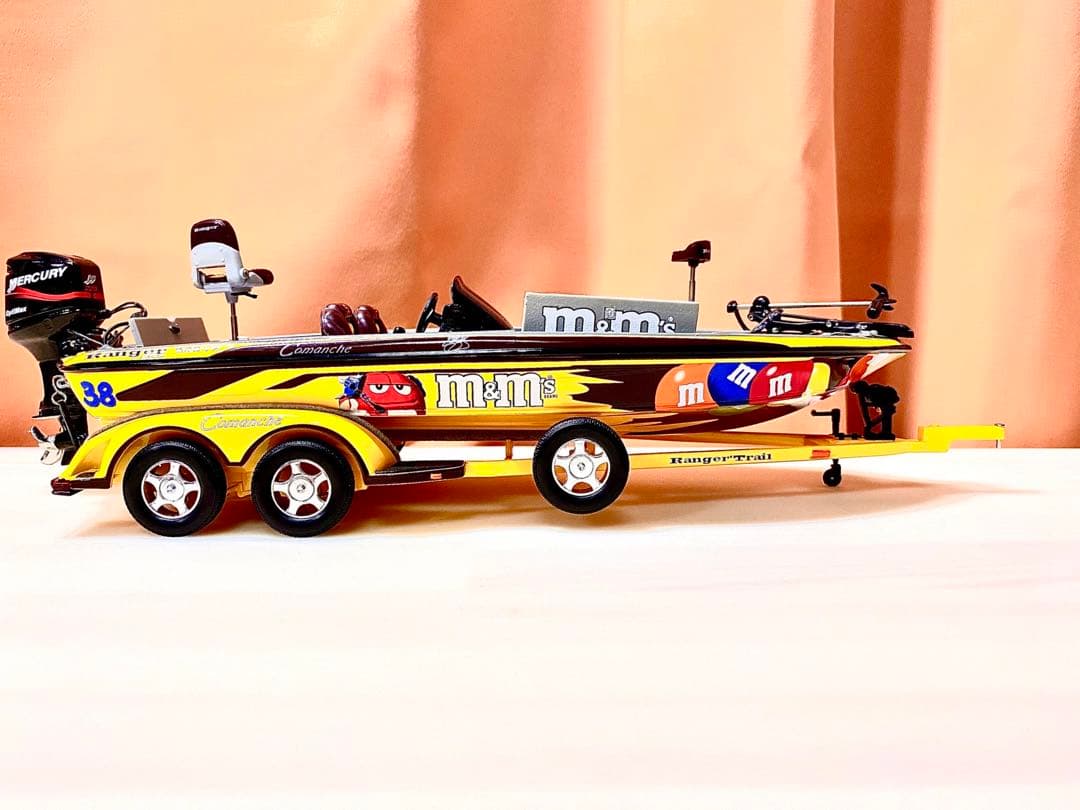 m&m.s BASS BOAT 1/24 NASCAR 公式商品