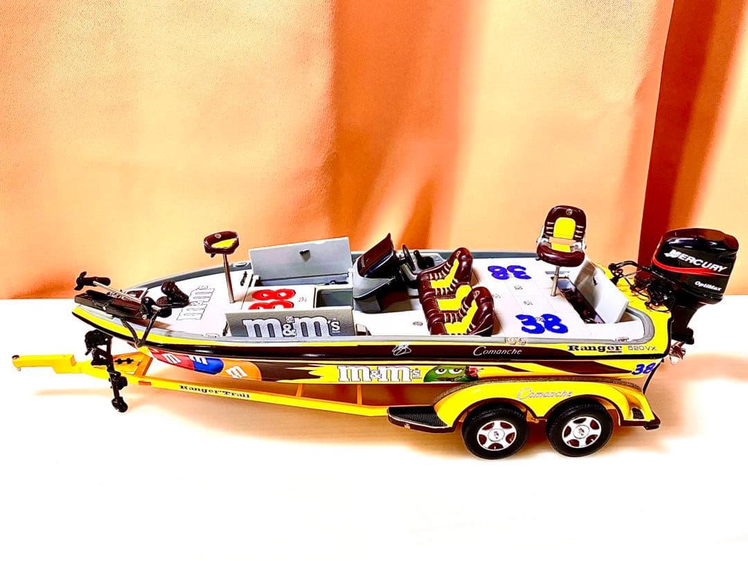 m&m.s BASS BOAT 1/24 NASCAR 公式商品
