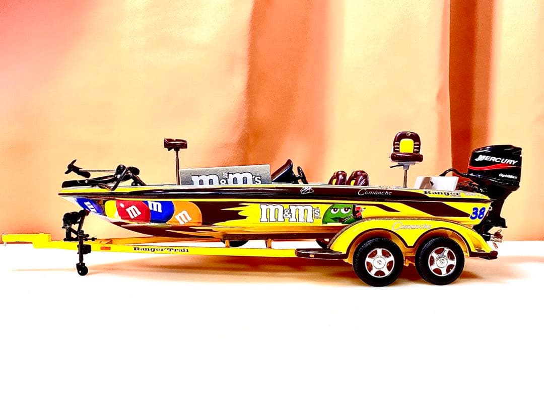 m&m.s BASS BOAT 1/24 NASCAR 公式商品
