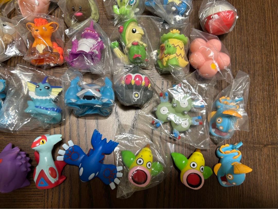 ポケモンキッズ　指人形 フィギュア ソフビ ゆび人形 まとめ売り 73体