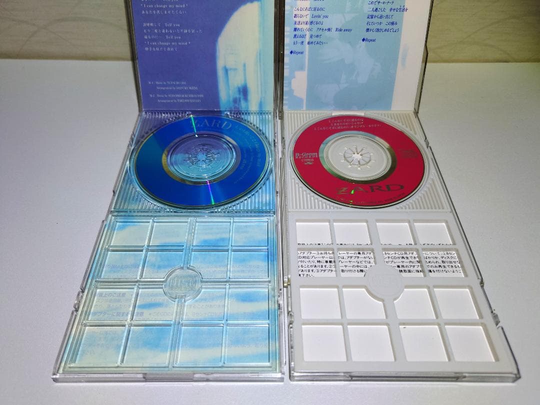 美品　直筆サイン　ZARD　坂井泉水　8㎝CD 2枚　写真付き　ファンクラブ限定